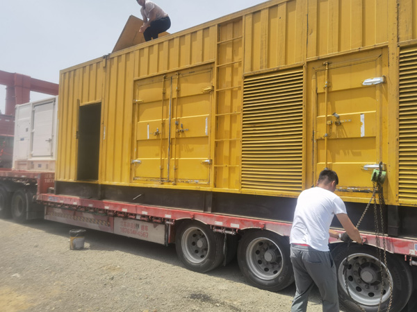 石鼓发电机出租100KW发电机需要什么规格的电缆线?